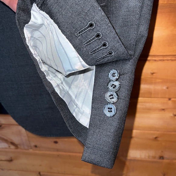 $499 SuitSupply Lazio slim fit charcoal gray Suit jacket VBC fabric 100% wool - Picture 9 of 11